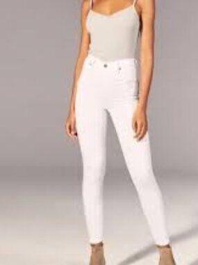 Abercrombie & Fitch White Denim Jeans Simone High Rise Size 6 28